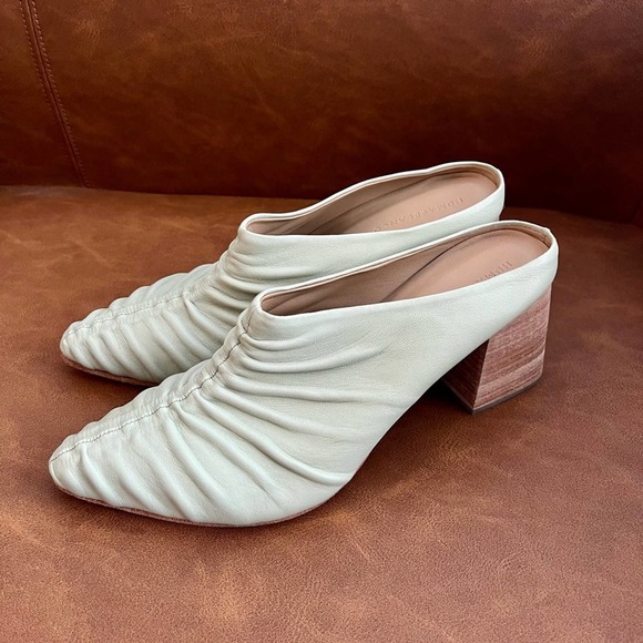 Lovely Huma Blanco mules, organic shaped elegance - Picture 4 of 10